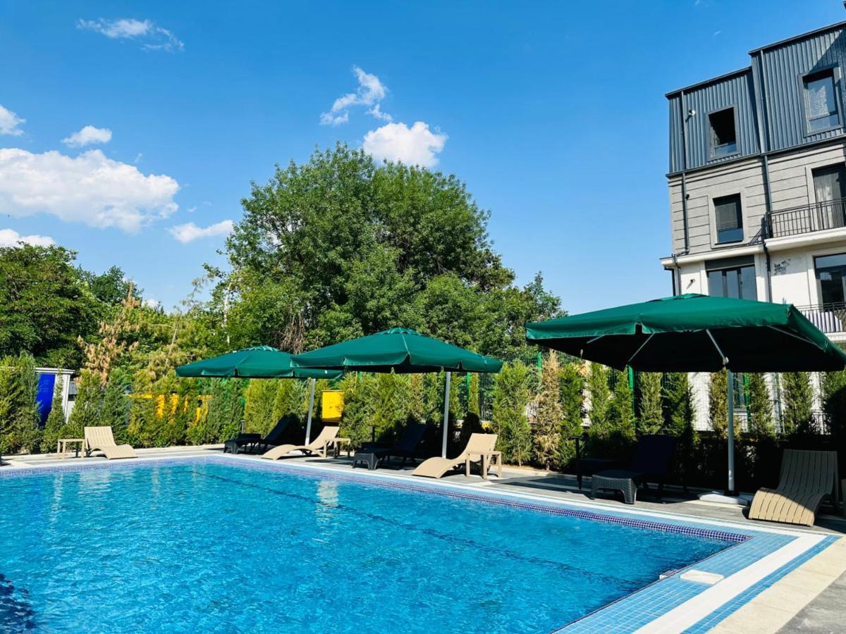 Rich Park Hotel Tashkent Bagian luar foto